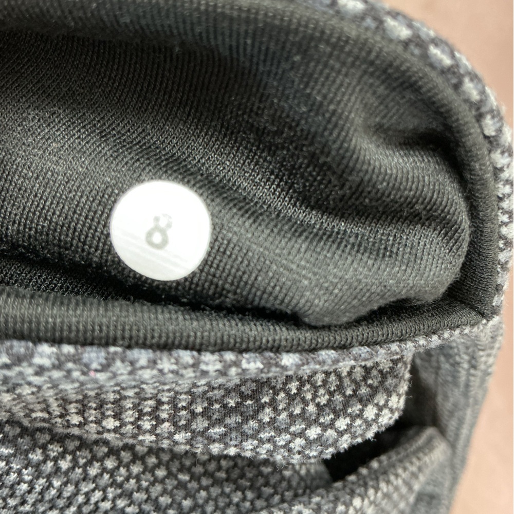 lululemon athletica Gray Leggings 0268 - Picture 5 of 5